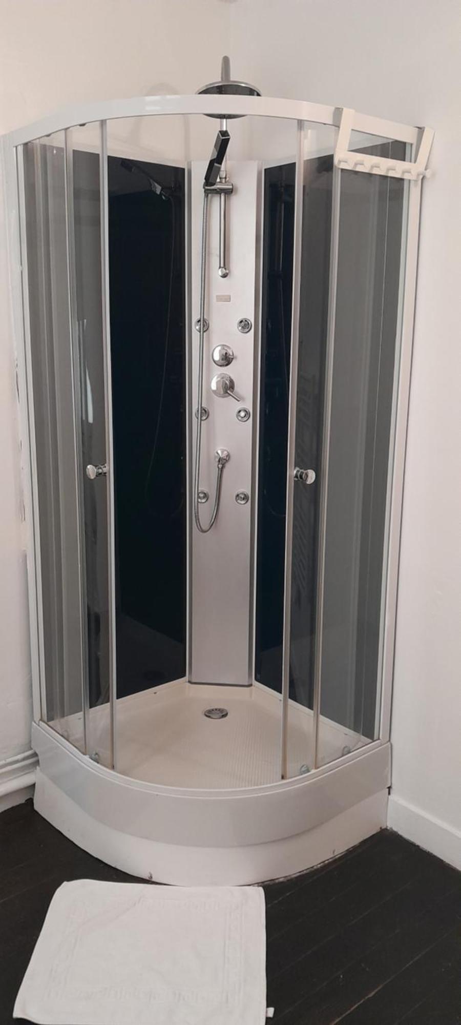 Location En Plein Coeur De Paris Apartment Bagian luar foto